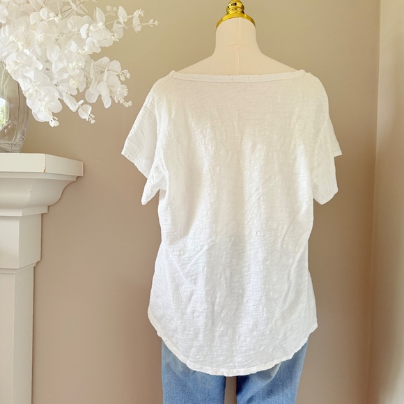 Dylan V-Neck Cotton Slub Tee in White, Sz XL - Picture 6 of 11